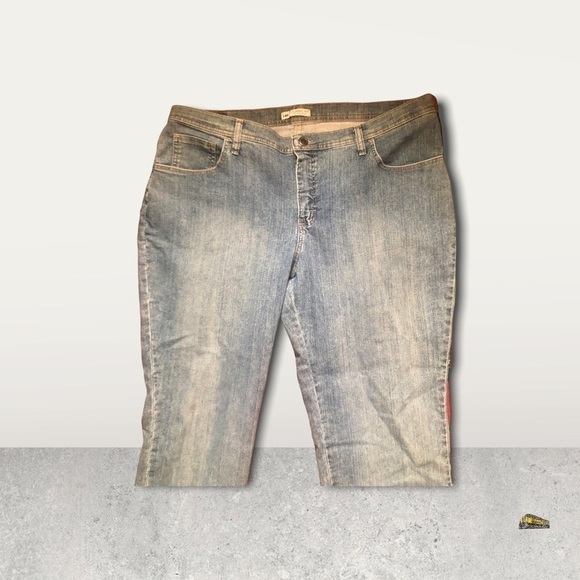 Lee Classic Fit Women's Size 20W Blue Denim Straight Jeans - Picture 7 of 7